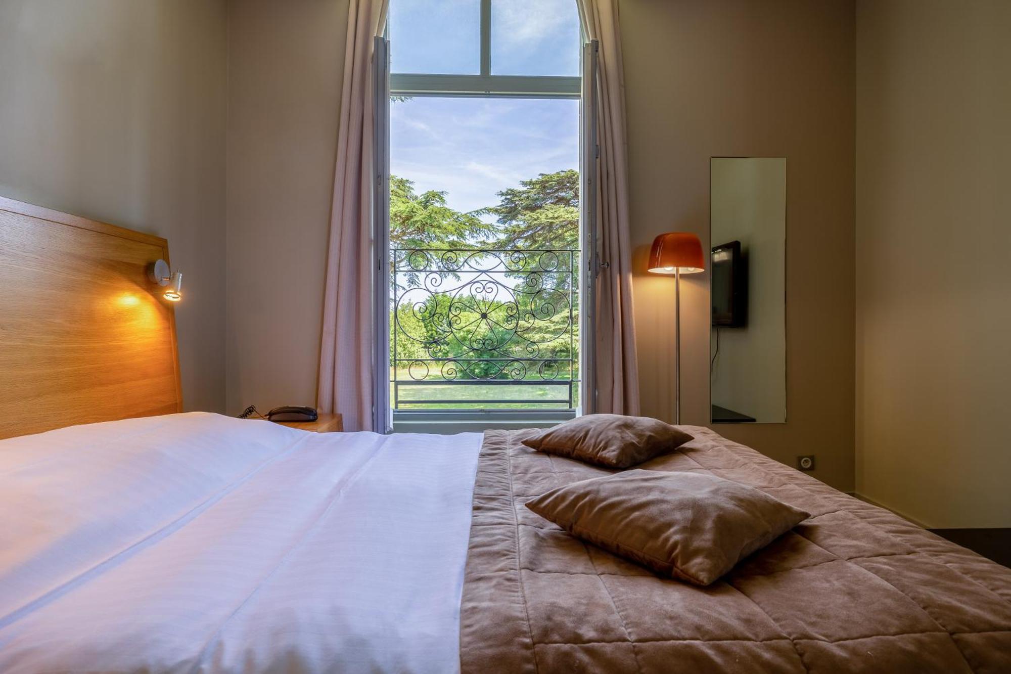 Hotel Et Spa Du Chateau Lagord Dış mekan fotoğraf